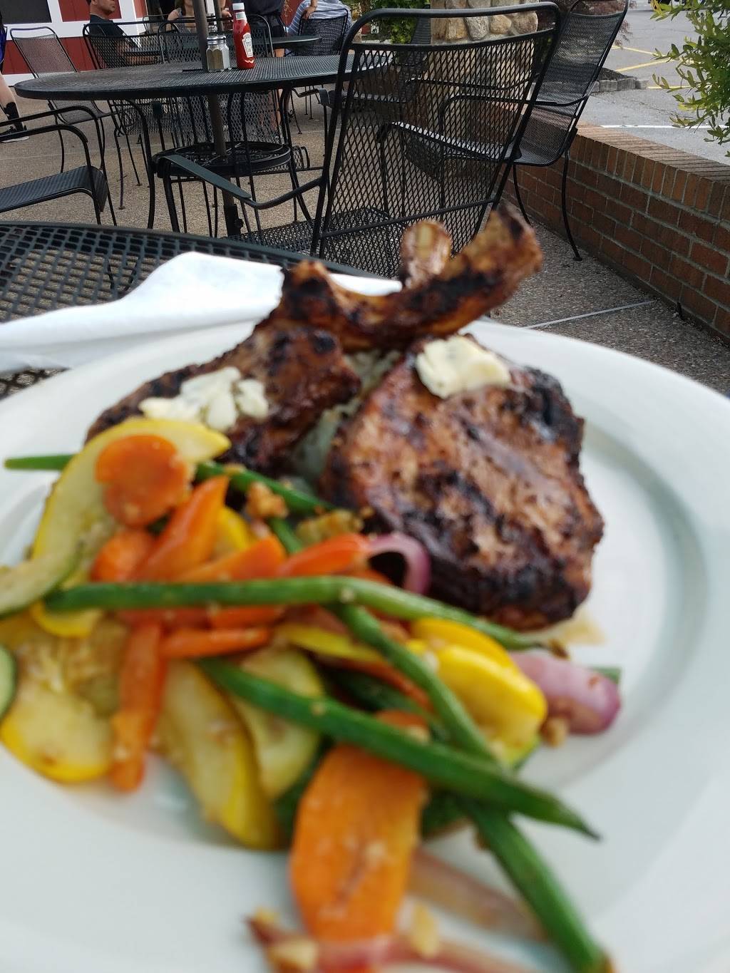 Grill 603 | restaurant | 168 Elm St, Milford, NH 03055, USA | 6032136764 OR +1 603-213-6764