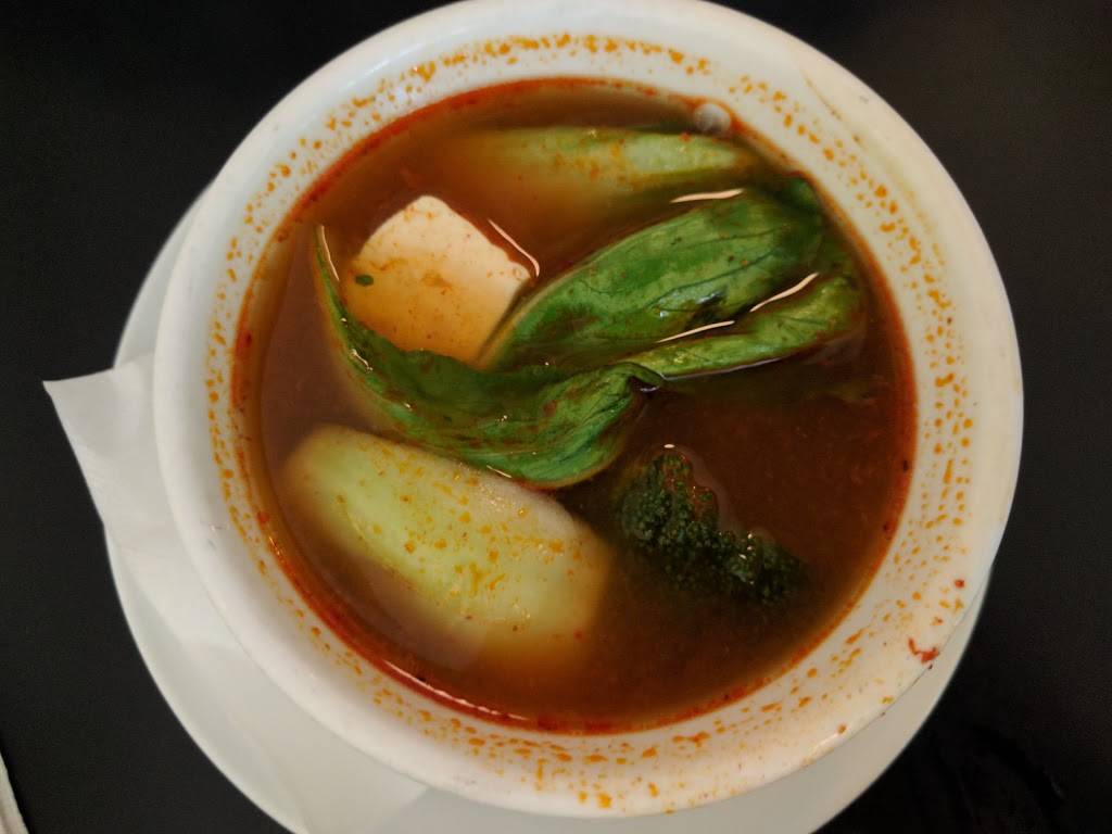 Khao Sarn Thai | meal delivery | 338 Bedford Ave, Brooklyn, NY 11211, USA | 7189631238 OR +1 718-963-1238