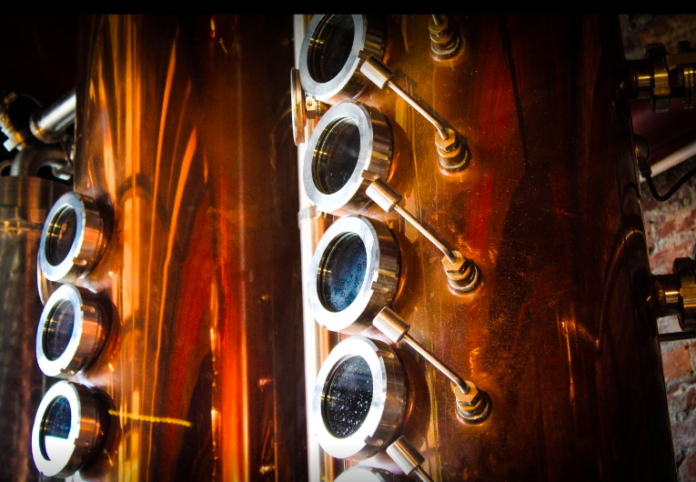 Put-in-Bay Brewery and Distillery | restaurant | 441 Catawba Ave, Put-In-Bay, OH 43456, USA | 4192854677 OR +1 419-285-4677