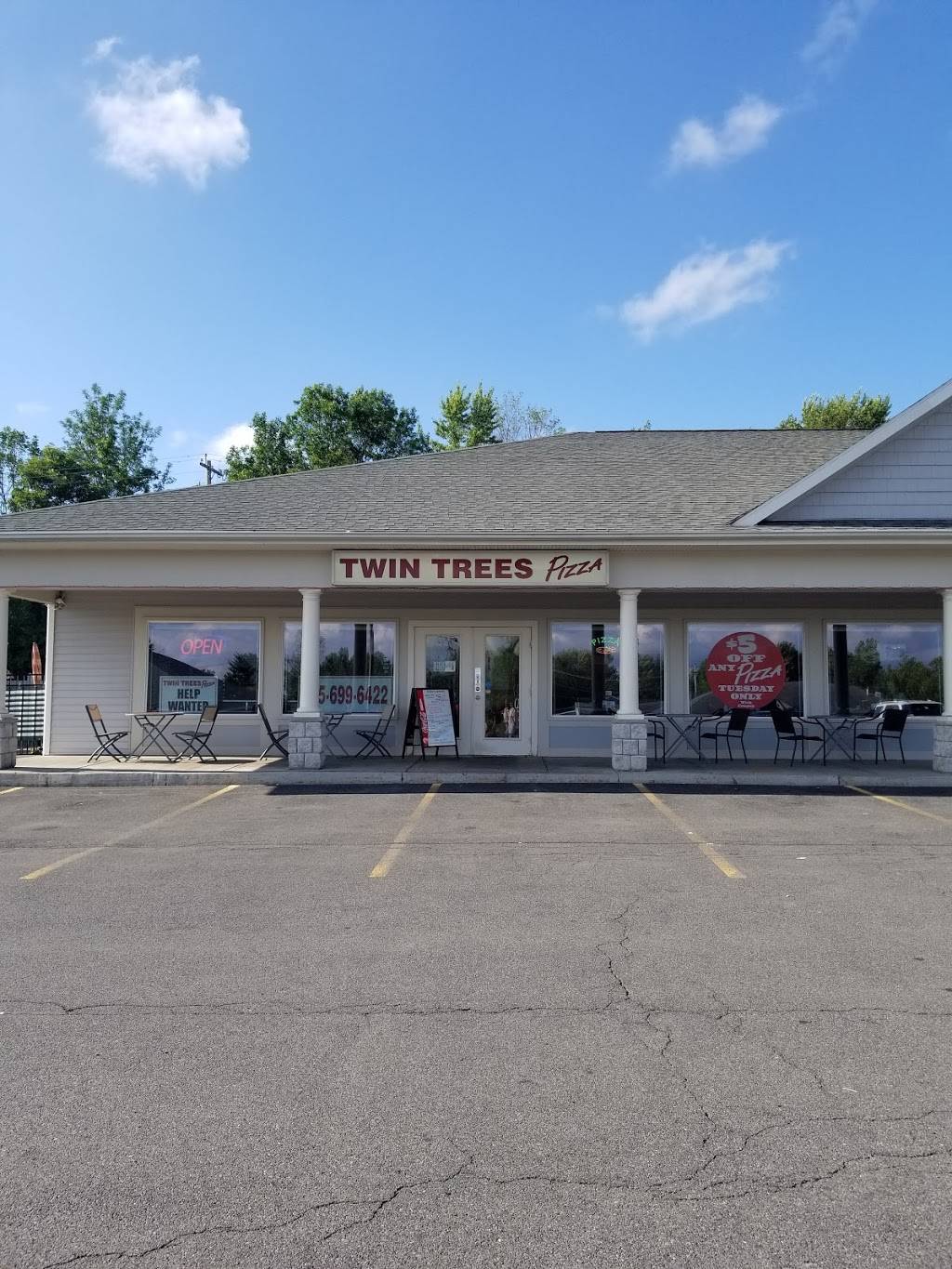 Twin Trees Cicero | restaurant | 6259 NY-31, Cicero, NY 13039, USA | 3156996422 OR +1 315-699-6422