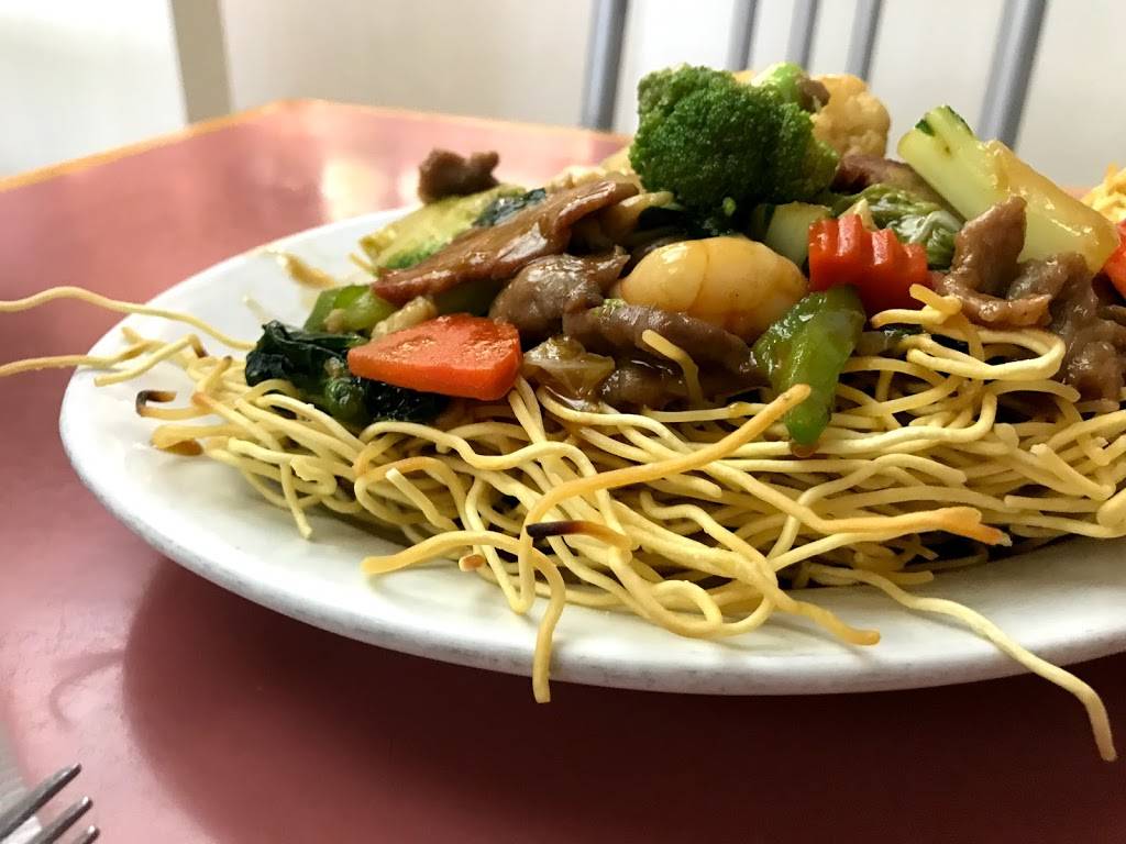 Steeles Garden Chinese & Canadian Cuisine | restaurant | 3850 Steeles Ave W, Woodbridge, ON L4L 4Y6, Canada | 9058507740 OR +1 905-850-7740