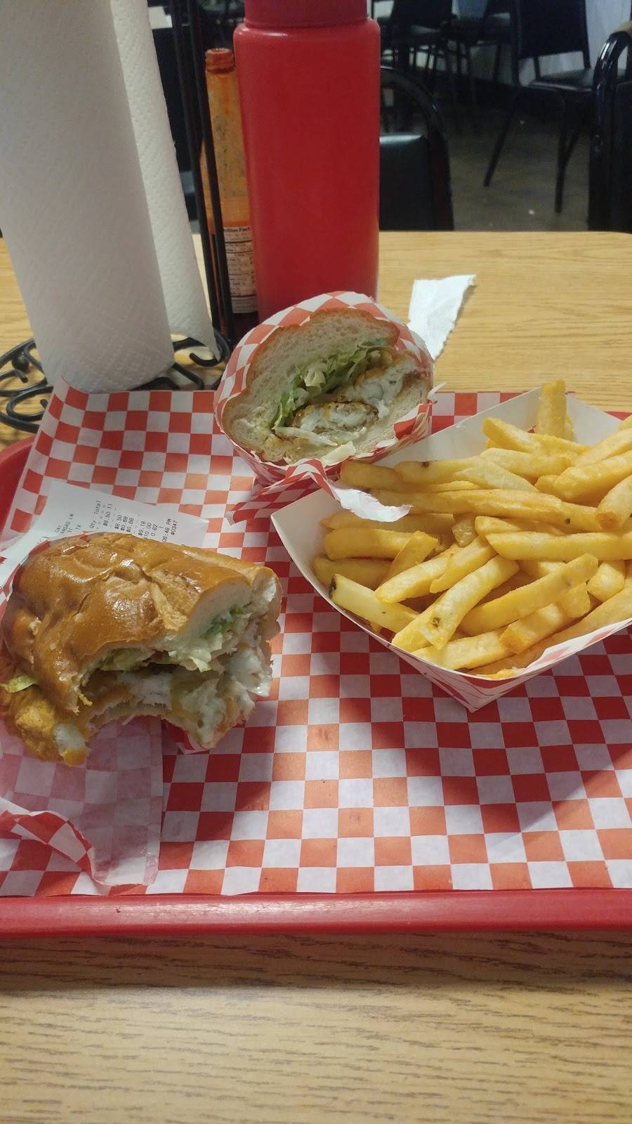 Bayou Cat | restaurant | 131, 8700, 2505 E Arkansas Ln, Arlington, TX 76010, USA | 8172744100 OR +1 817-274-4100