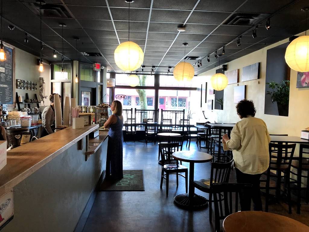 Roots Coffeebar & Cafe | cafe | 363 W Main St, Waukesha, WI 53186, USA | 2622328564 OR +1 262-232-8564