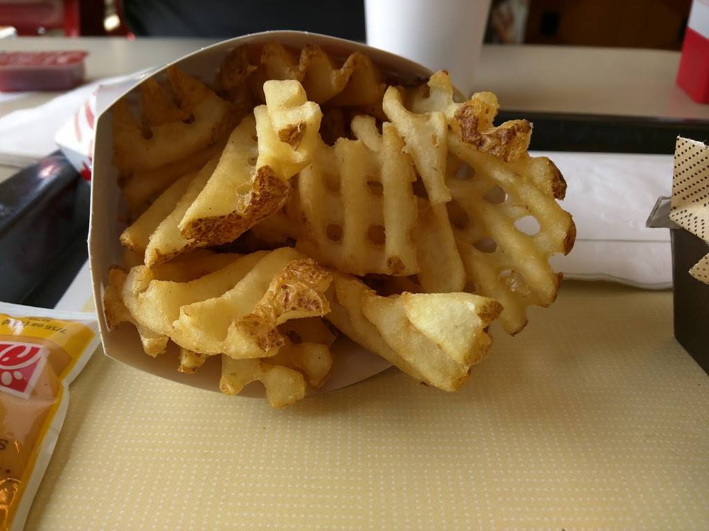 Chick-fil-A | restaurant | 196 Alps Rd, Athens, GA 30606, USA | 7066137115 OR +1 706-613-7115