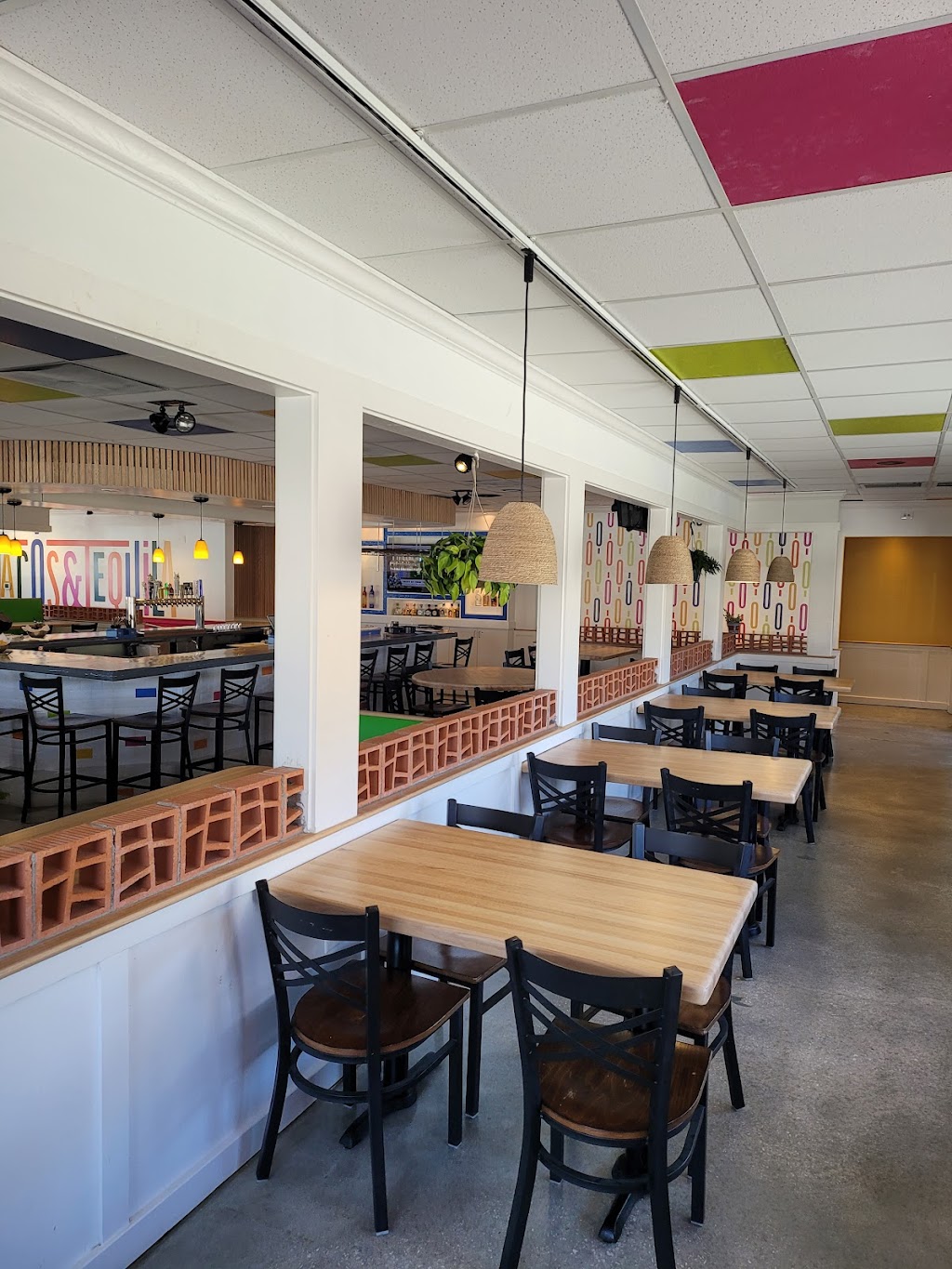 Tacos & Tequila Restaurant and Cantina | restaurant | 7901 W 151st St, Overland Park, KS 66223, USA | 9134130051 OR +1 913-413-0051