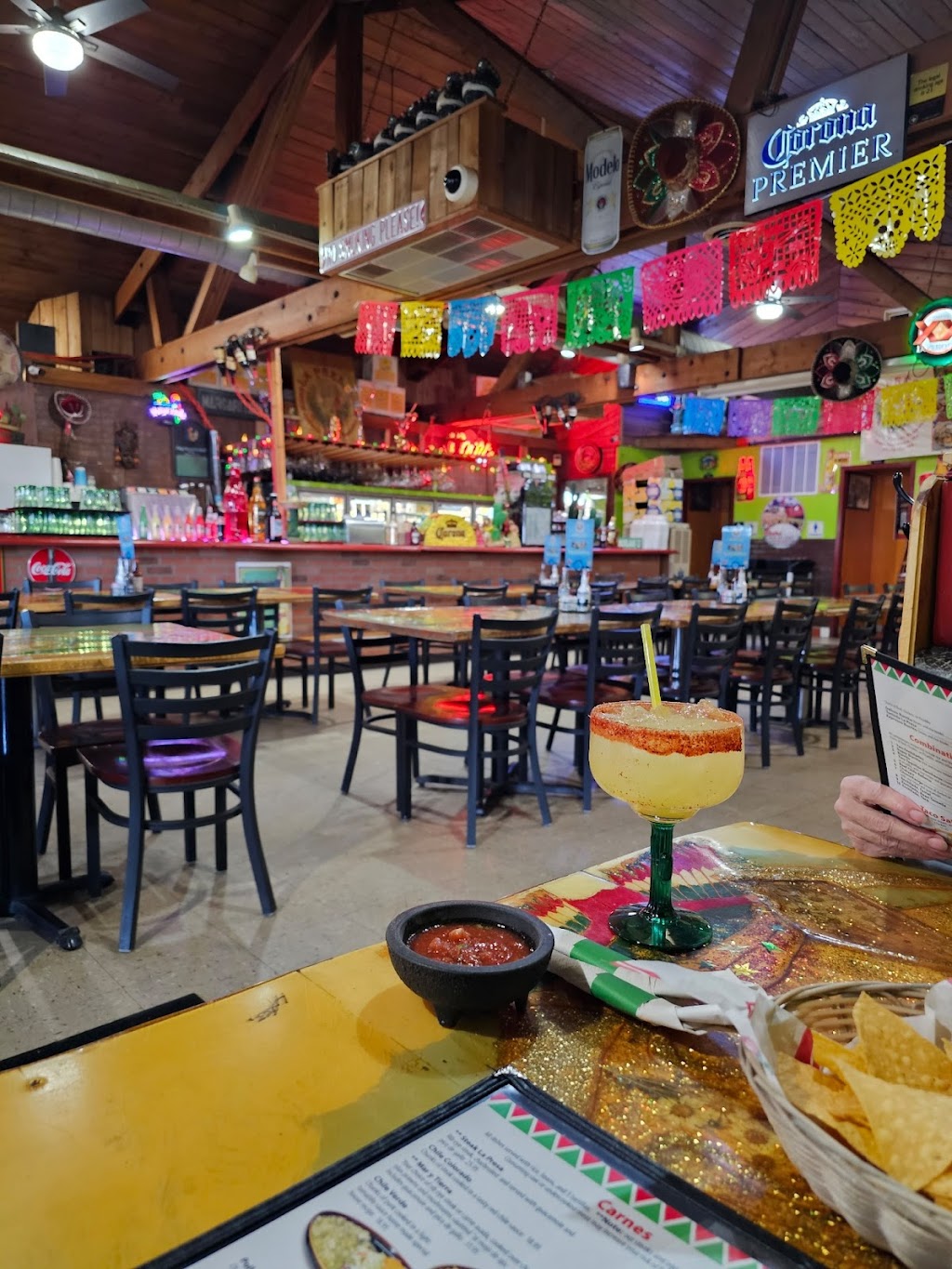Restaurant La Presa Mexicana | restaurant | 13308 W Sunset Hwy, Airway Heights, WA 99001, USA | 5092447001 OR +1 509-244-7001