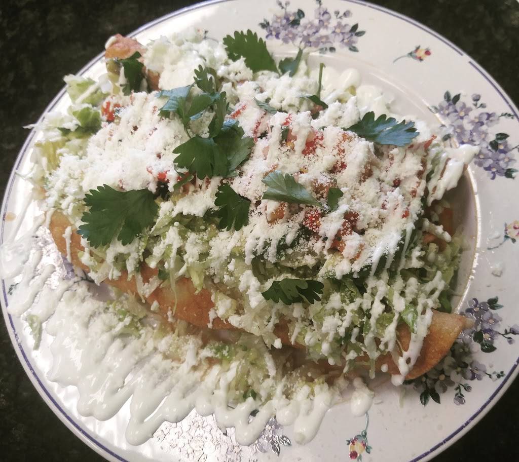 Crazy Fruits | restaurant | 729 E Slaughter Ln, Austin, TX 78744, USA | 5124285016 OR +1 512-428-5016