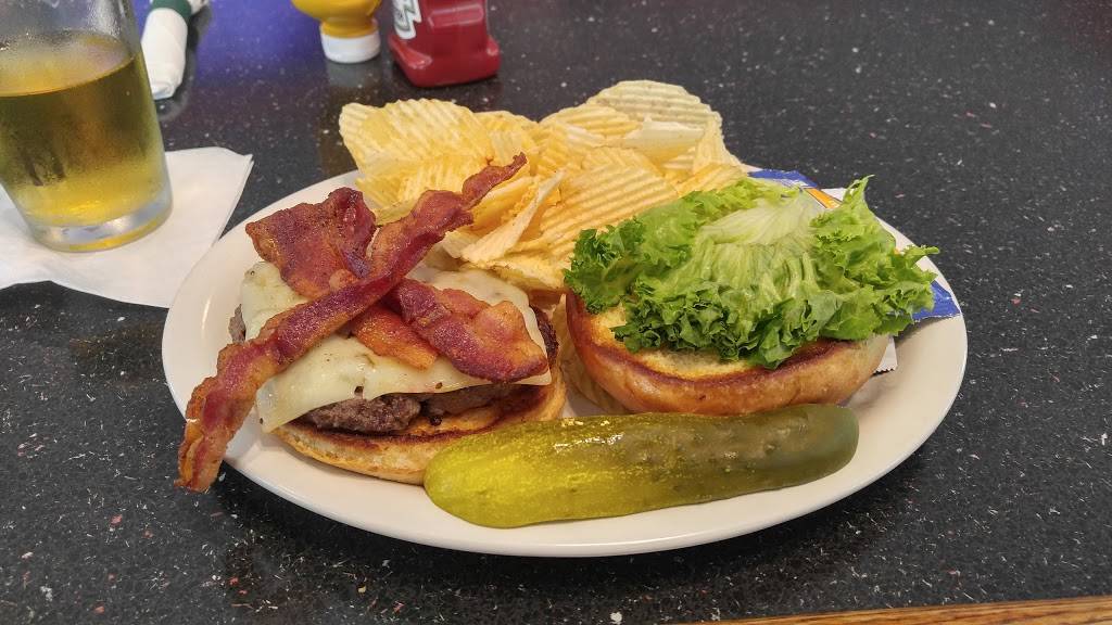 Cunninghams Creekside | restaurant | 6301 River Rd, Prospect, KY 40059, USA | 5022283625 OR +1 502-228-3625