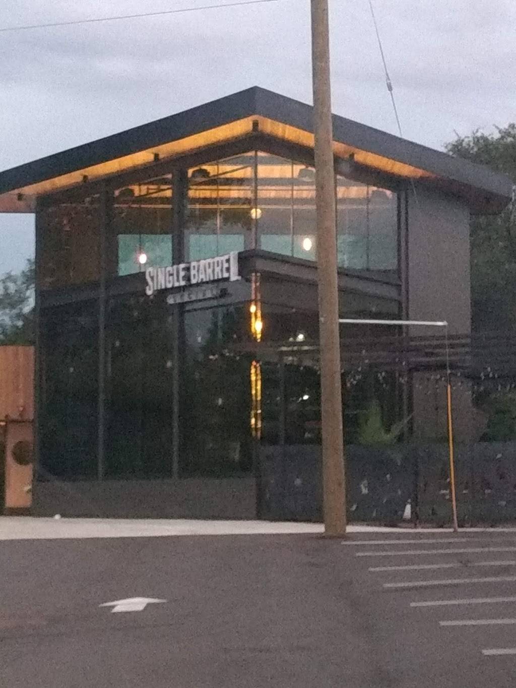 Single Barrel Social | restaurant | 8724 W Grand River Ave, Brighton, MI 48116, USA | 8105220031 OR +1 810-522-0031