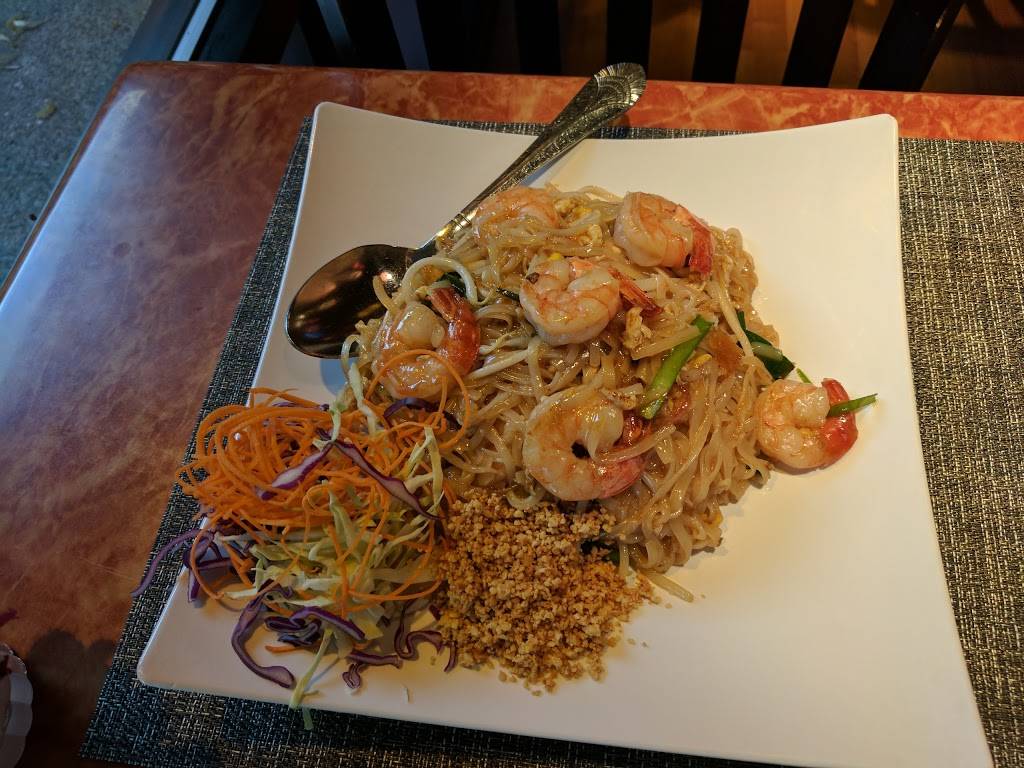 Iyara Thai Cuisine | restaurant | 16421 Cleveland St, Redmond, WA 98052, USA | 4258853043 OR +1 425-885-3043