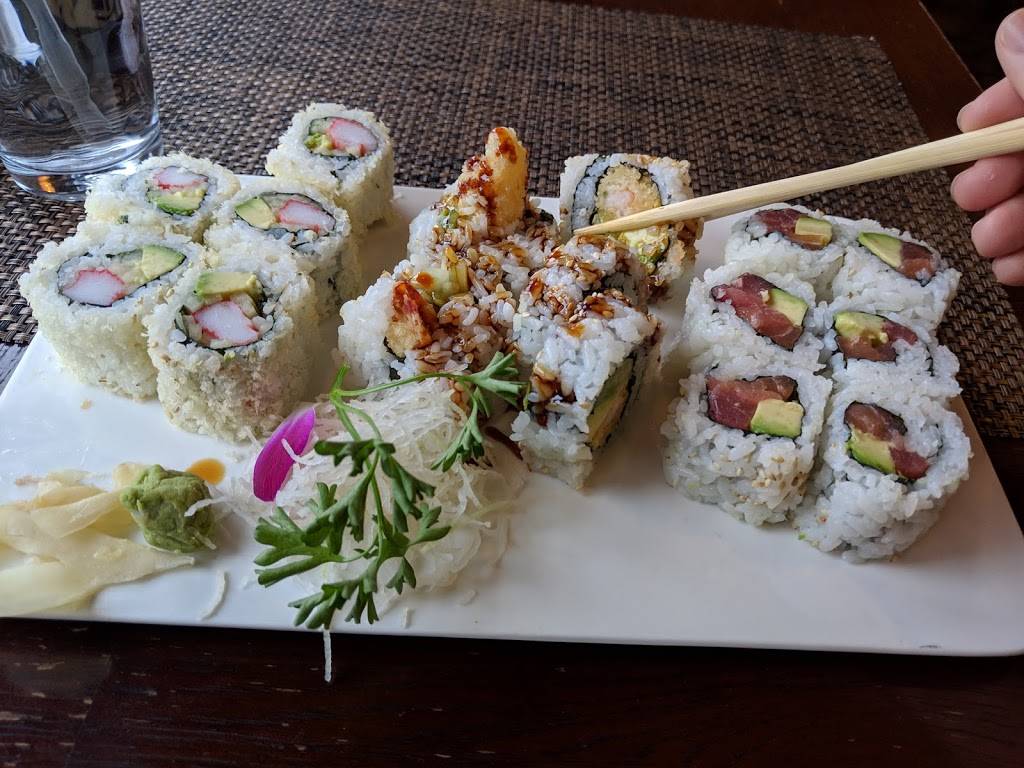 SUSHI TIME | restaurant | 113 N York St, Elmhurst, IL 60126, USA | 6302793388 OR +1 630-279-3388