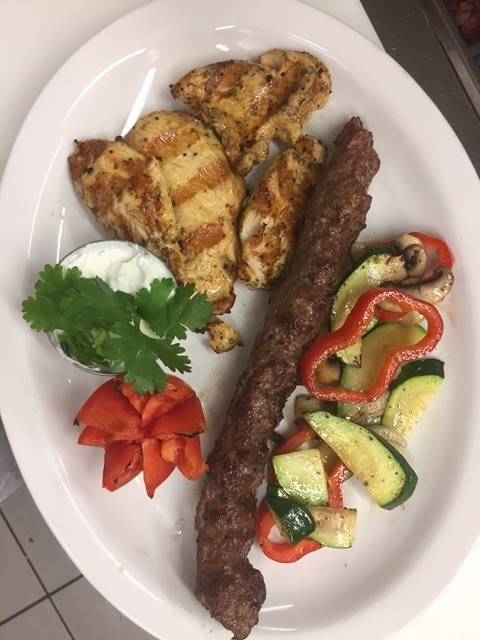 Friends Food House | restaurant | 591 The Queensway S, Keswick, ON L4P 2G3, Canada | 9054767778 OR +1 905-476-7778