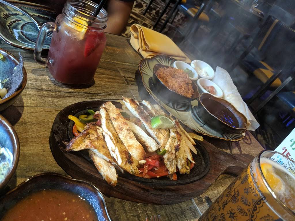 El Toro Loco Kendall Park | restaurant | 3000 NJ-27, Kendall Park, NJ 08824, USA | 7324225900 OR +1 732-422-5900