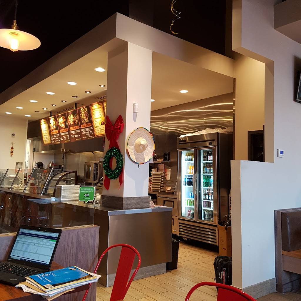 Mucho Burrito Fresh Mexican Grill | restaurant | 3830 Boulevard de la Côte-Vertu #103, Saint-Laurent, QC H4R 1P8, Canada | 5143320880 OR +1 514-332-0880