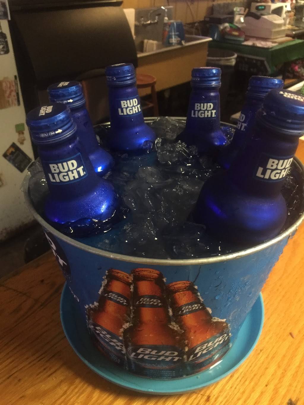 Drummys Bar & Grill | restaurant | 516 C St, St Albans, WV 25177, USA | 3047225124 OR +1 304-722-5124