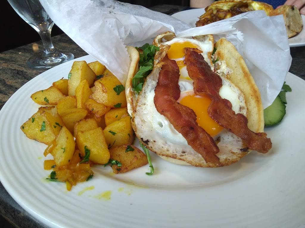 Ithaki Modern Mediterranean | restaurant | 25 Hammatt St, Ipswich, MA 01938, USA | 9783560099 OR +1 978-356-0099