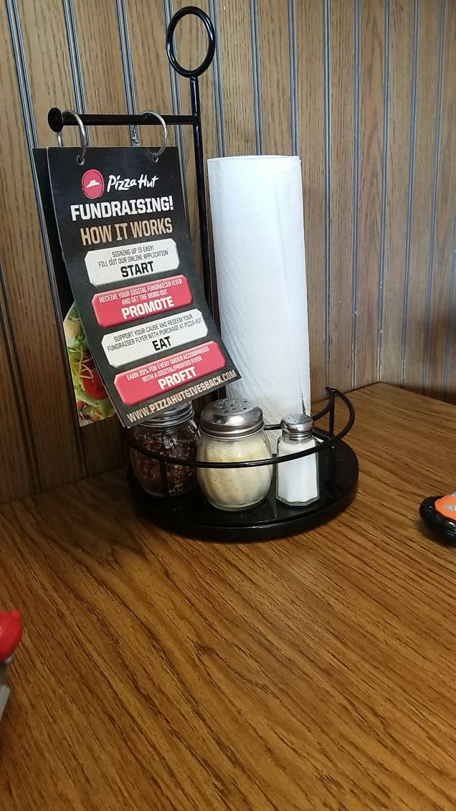 Pizza Hut | restaurant | 4339 U.S. 9, Freehold, NJ 07728, USA | 7327802288 OR +1 732-780-2288