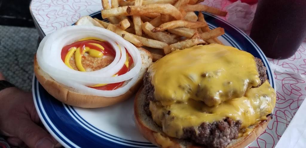 Tonyas Country Kitchen | restaurant | 174 Front St, Marietta, OH 45750, USA | 7403715027 OR +1 740-371-5027