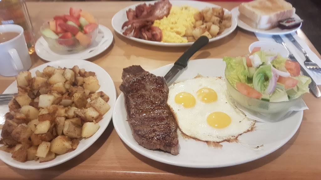 Sunset Grill | restaurant | 367 Cundles Rd E, Barrie, ON L4M 0G9, Canada | 7057379004 OR +1 705-737-9004