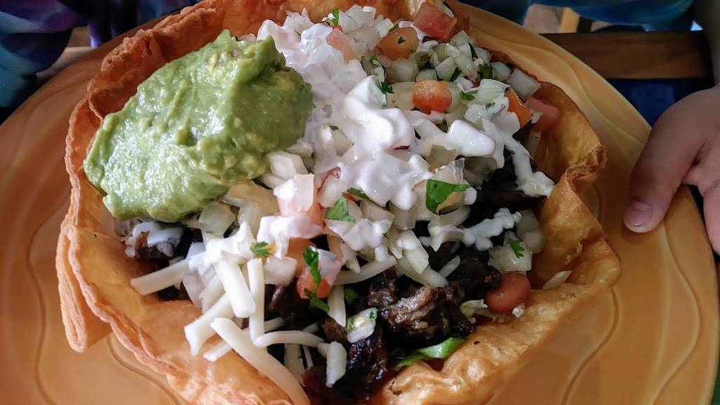 Tacos Lupita | restaurant | 63 Washington St, Gloucester, MA 01930, USA | 9782829600 OR +1 978-282-9600