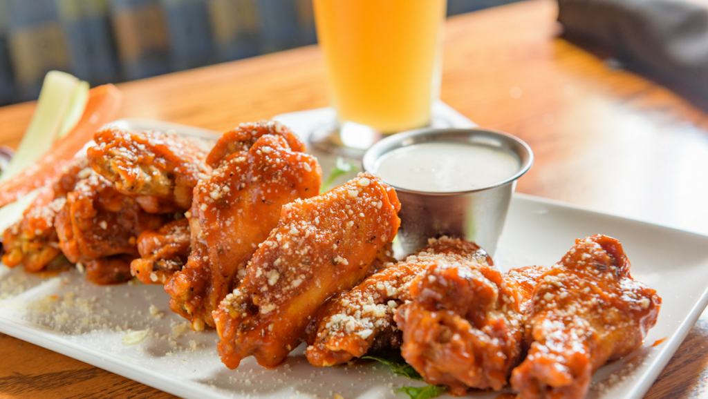 Court Avenue Restaurant & Brewing Company | restaurant | 309 Court Ave, Des Moines, IA 50309, USA | 5152822739 OR +1 515-282-2739