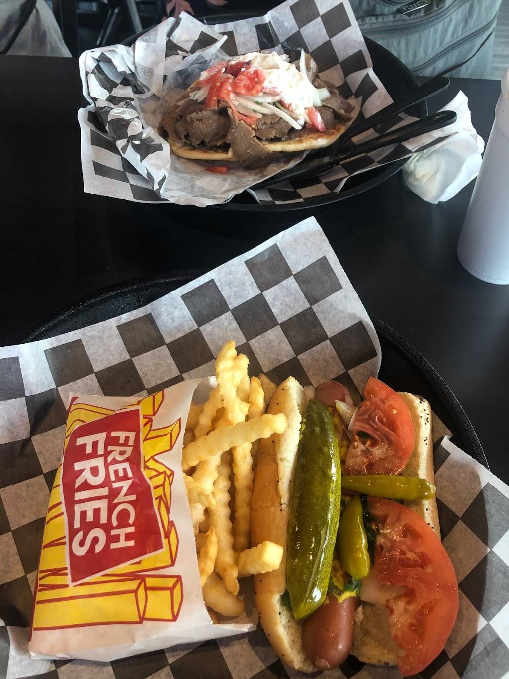 Katzs Gyros | restaurant | 10000 W Grand Ave, Franklin Park, IL 60131, USA | 8472605888 OR +1 847-260-5888