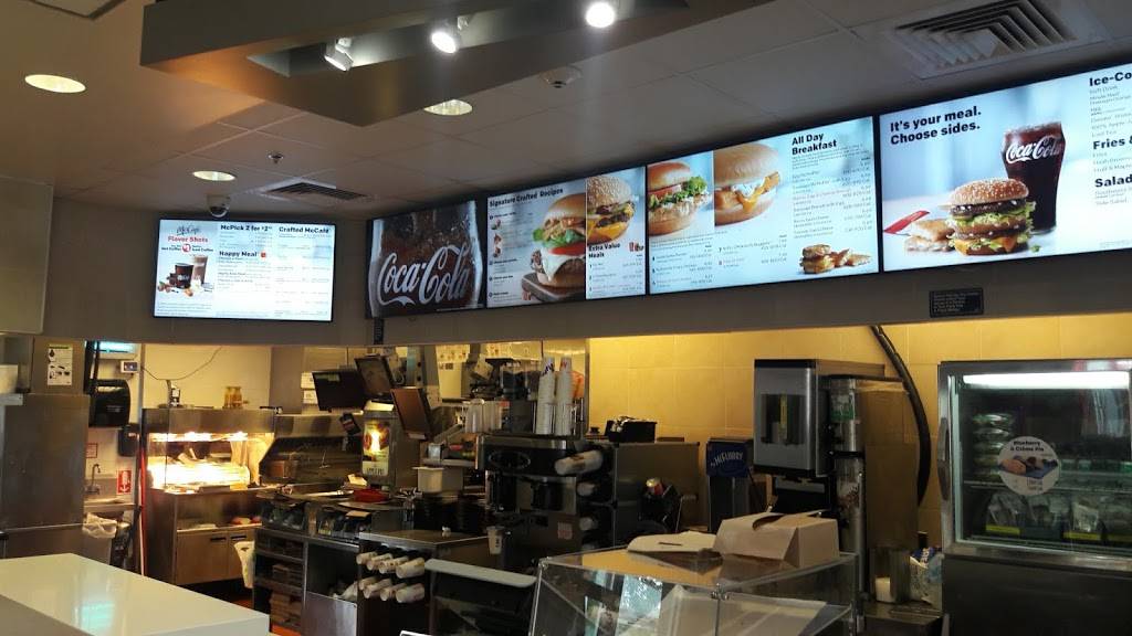 McDonalds | cafe | 90 Main St, Weymouth, MA 02188, USA | 7813312270 OR +1 781-331-2270