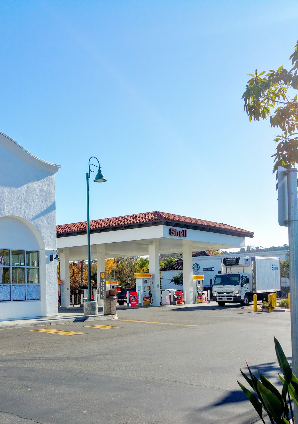 Shell | restaurant | 185 Old Grove Rd, Oceanside, CA 92057, USA | 7609677344 OR +1 760-967-7344