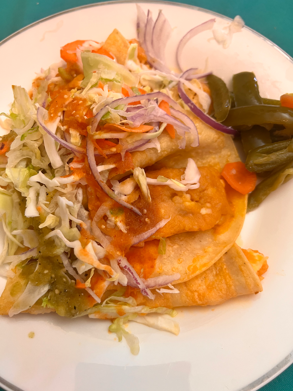 TACOLLYNN | restaurant | 3845 Stobbs Way, Jurupa Valley, CA 92509, USA | 8774907625 OR +1 877-490-7625