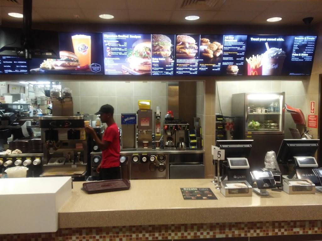McDonalds | cafe | 15175 Patrick Henry Hwy, Amelia Court House, VA 23002, USA | 8045615544 OR +1 804-561-5544