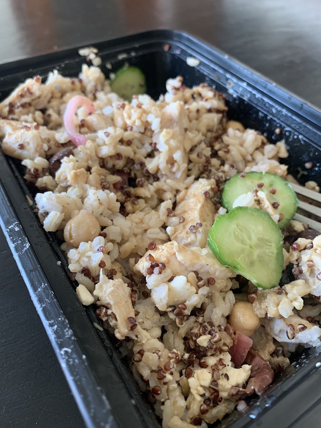 FRESHLY GREENS | restaurant | 3323 Palm Ave, San Diego, CA 92154, USA | 6199485360 OR +1 619-948-5360