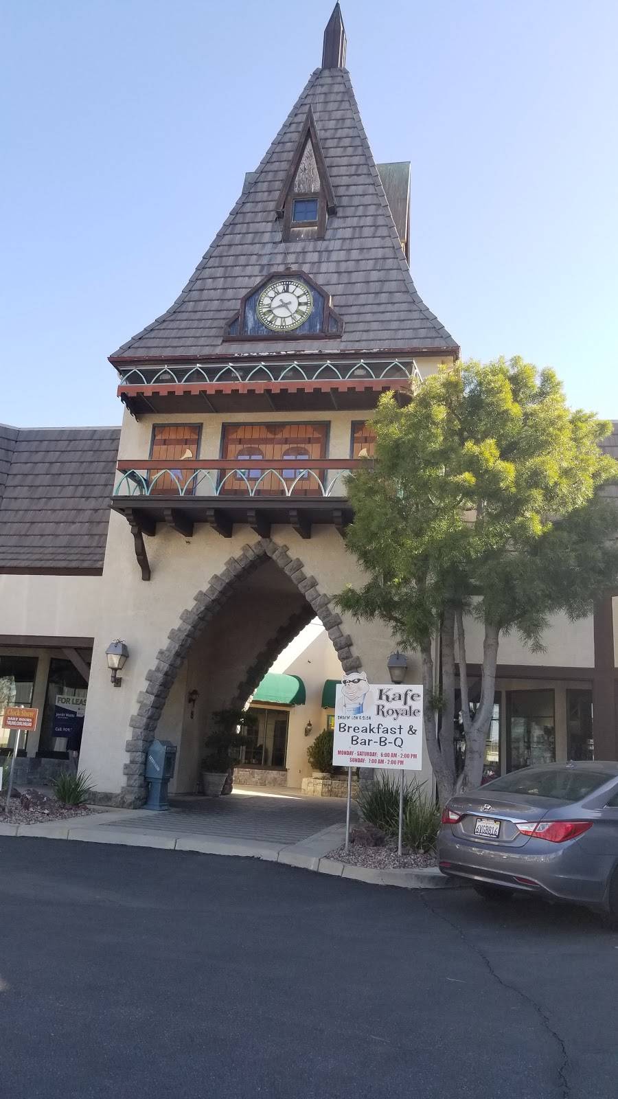 Kafe Royale Restaurant | restaurant | 1007 Calimesa Blvd K, Calimesa, CA 92320, USA | 9097957065 OR +1 909-795-7065