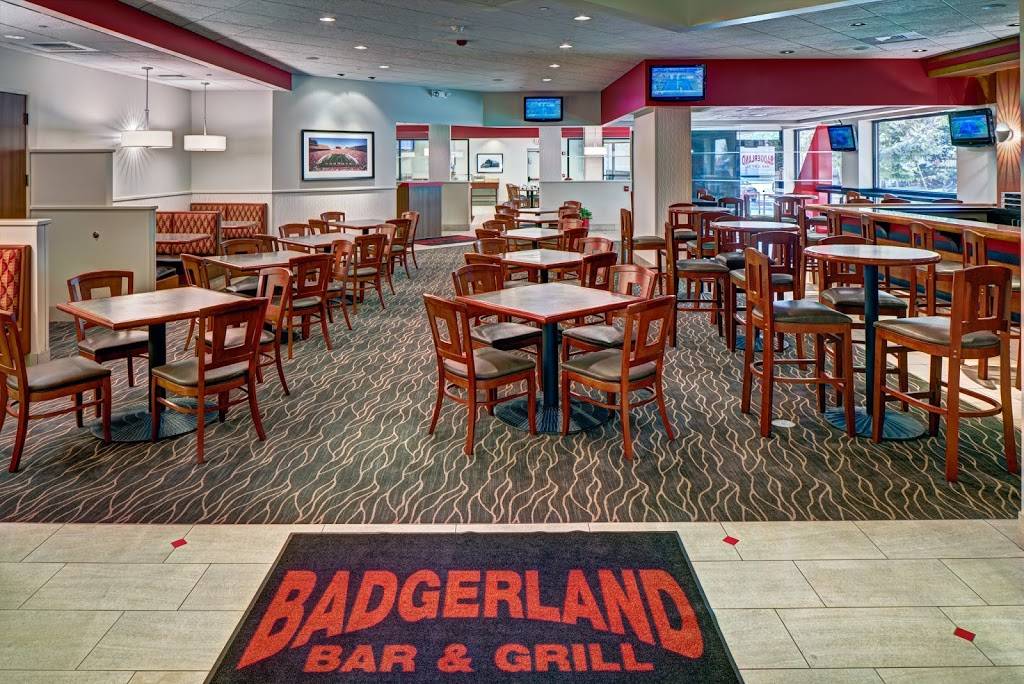 Badgerland Bar & Grill | restaurant | 525 W Johnson St, Madison, WI 53703, USA | 6082513033 OR +1 608-251-3033