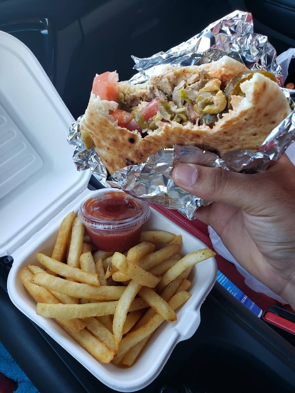 Quick Gyro | meal takeaway | 1447 McCarter Hwy, Newark, NJ 07104, USA | 9732300052 OR +1 973-230-0052