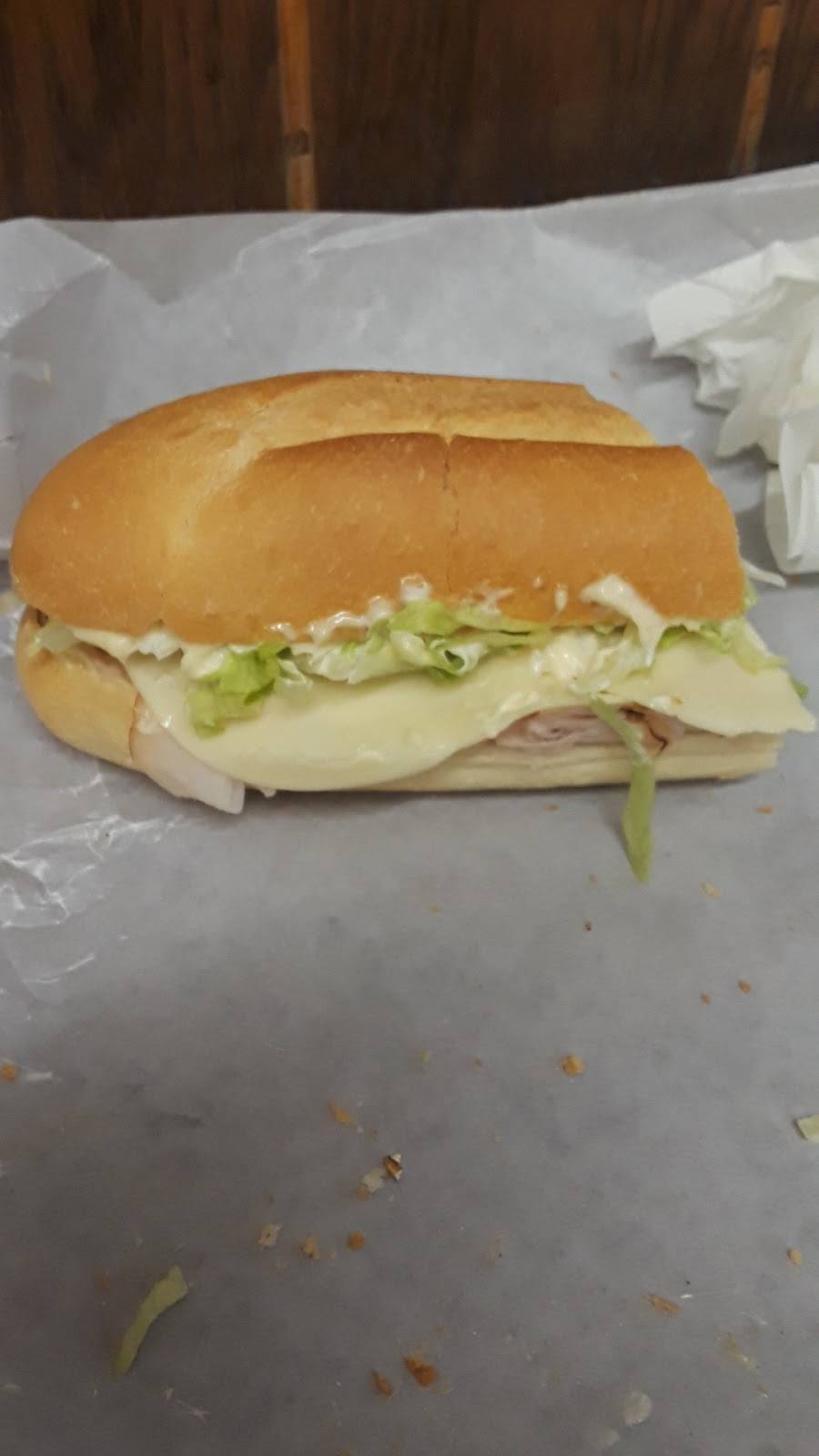 Continental Lunchonette & Deli | restaurant | 10403 Metropolitan Ave, Forest Hills, NY 11375, USA | 7185208336 OR +1 718-520-8336