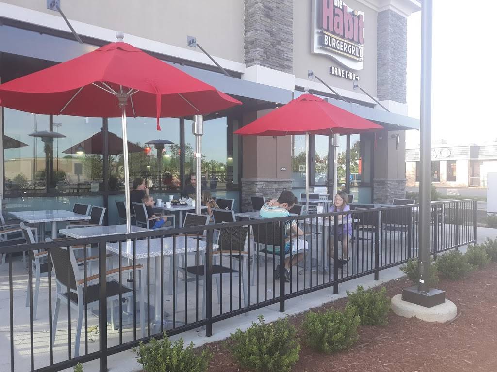 The Habit Burger Grill | restaurant | 11309 Midlothian Turnpike, Richmond, VA 23235, USA | 8043518635 OR +1 804-351-8635