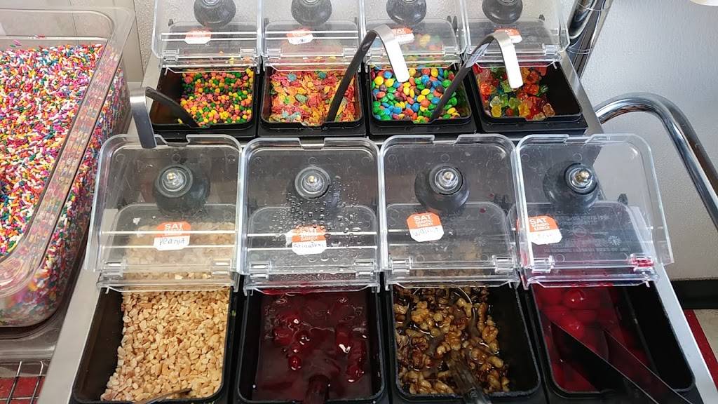 Ritas Italian Ice & Frozen Custard | restaurant | 693 Lyons Ave, Irvington, NJ 07111, USA | 9733999898 OR +1 973-399-9898