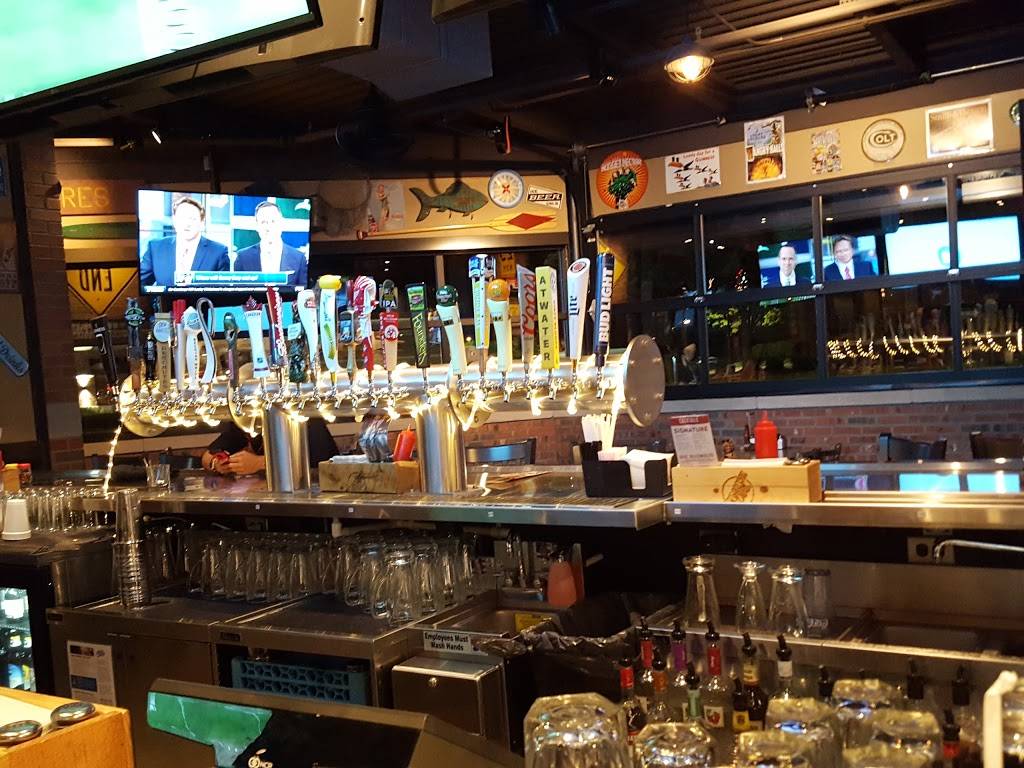 Primanti Bros. | restaurant | 43335 Crescent Blvd, Novi, MI 48375, USA | 2483444852 OR +1 248-344-4852