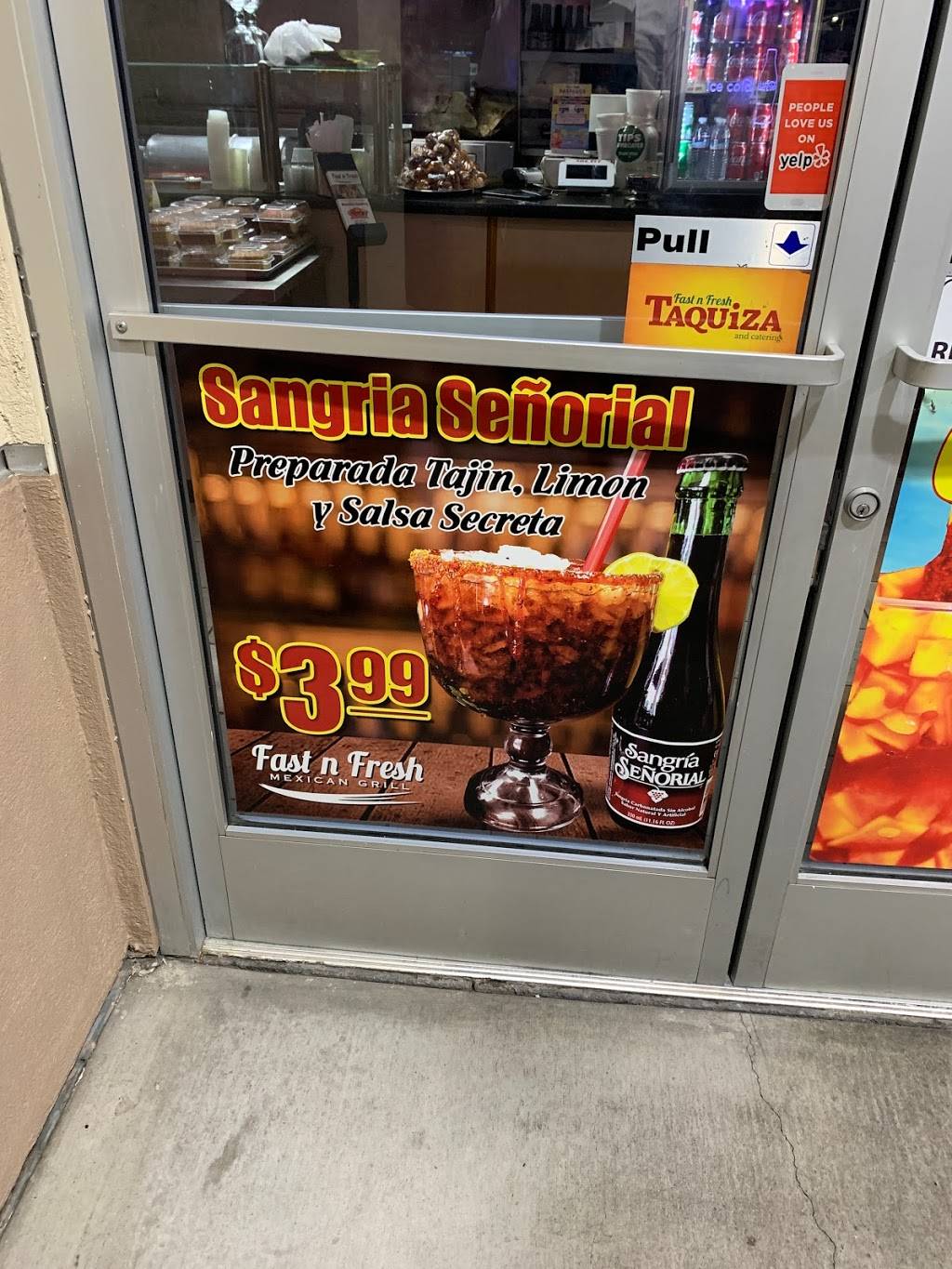 Fast n Fresh Mexican Grill | restaurant | 2480 Tapo St, Simi Valley, CA 93063, USA | 8055784626 OR +1 805-578-4626