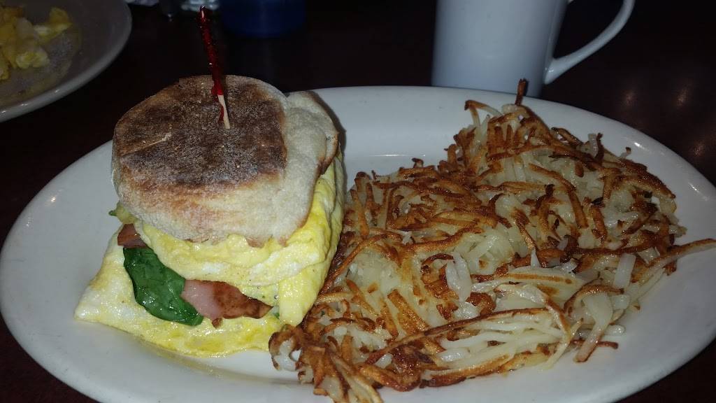 Papillons Restaurant | restaurant | 2124 Lincoln St, Rhinelander, WI 54501, USA | 7153692736 OR +1 715-369-2736