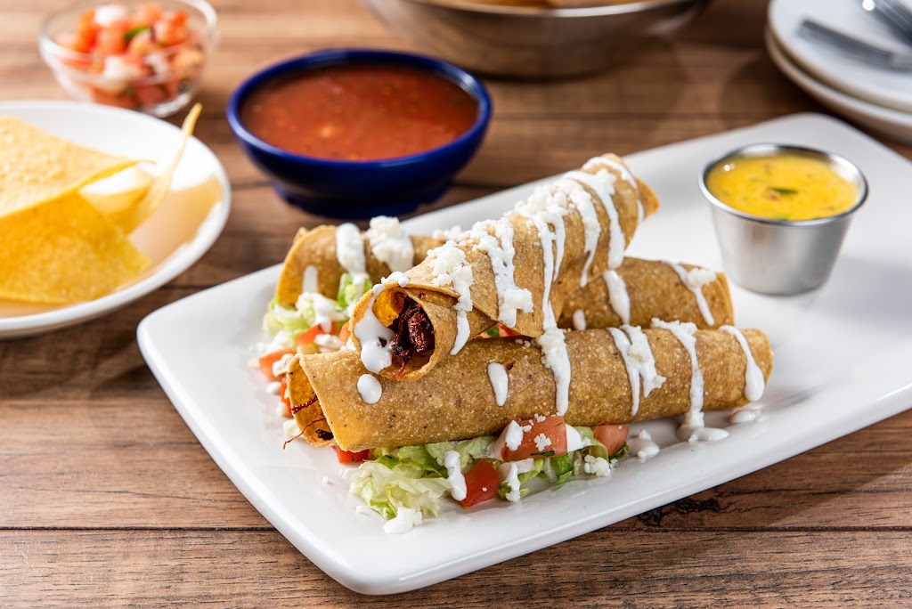 On the Border Mexican Grill & Cantina | restaurant | 800 Convention Center Blvd, McAllen, TX 78501, USA | 9566888329 OR +1 956-688-8329