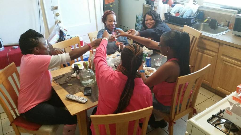 New Garden Restaurant | restaurant | 93 Maple Ave, Newark, NJ 07112, USA | 9739234022 OR +1 973-923-4022