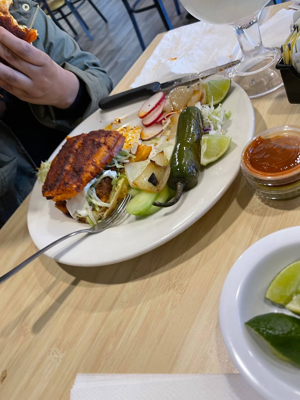 El Rey de la Torta | restaurant | 4425 W Glendale Ave Suite 8, Glendale, AZ 85301, USA | 6027704018 OR +1 602-770-4018