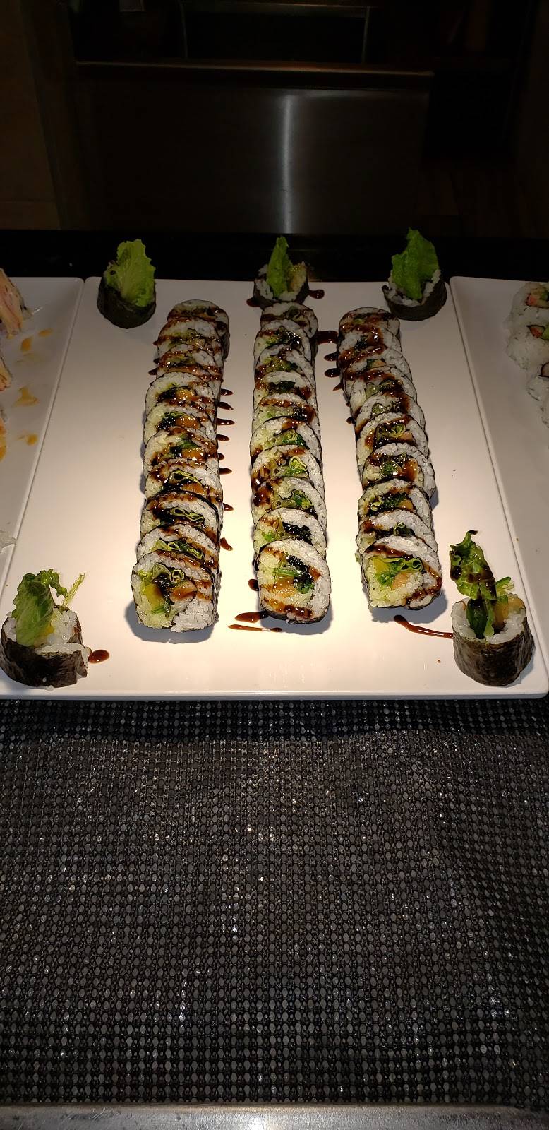 Yami Buffet | restaurant | 3300 Troup Hwy, Tyler, TX 75701, USA | 9037470111 OR +1 903-747-0111