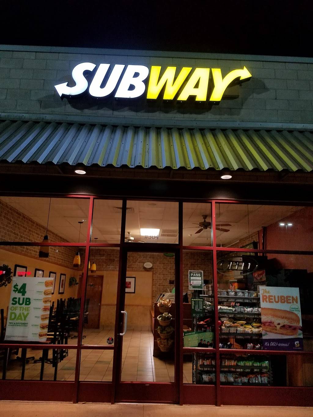 Subway | meal takeaway | 1170 Kuala Street Pad 2, Space 304, Pearl City, HI 96782, USA | 8084555295 OR +1 808-455-5295