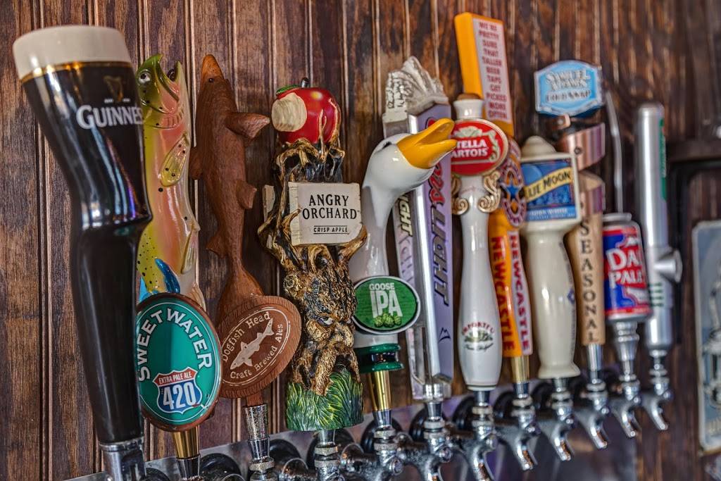 Whiskey Beach Pub | restaurant | 1132 Nathan Lester Highway 1, Satellite Beach, FL 32937, USA | 3217777228 OR +1 321-777-7228