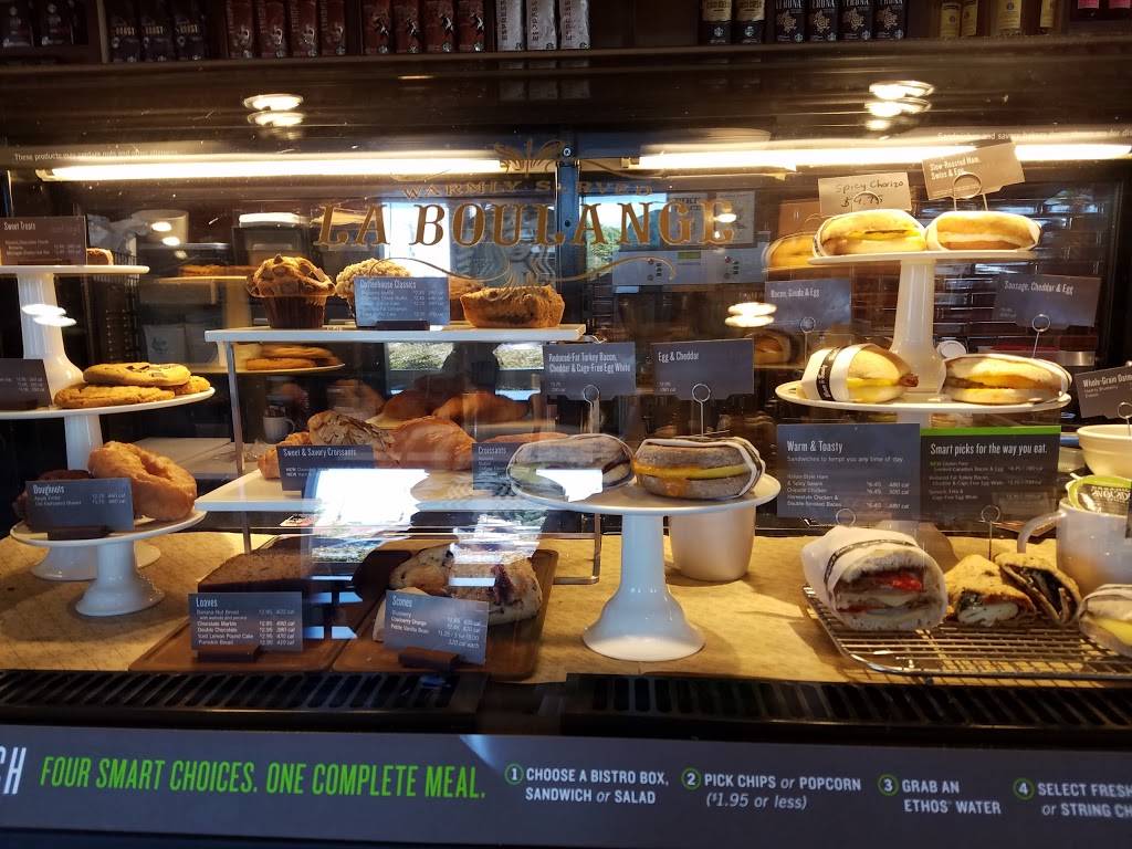 Starbucks | cafe | 947 S Coast Hwy 101 Suite D-101, Encinitas, CA 92024, USA | 7609440202 OR +1 760-944-0202