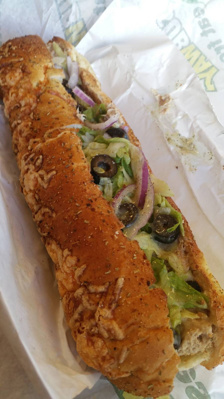 Subway | restaurant | 1617 Concord St, Framingham, MA 01701, USA | 5087889700 OR +1 508-788-9700