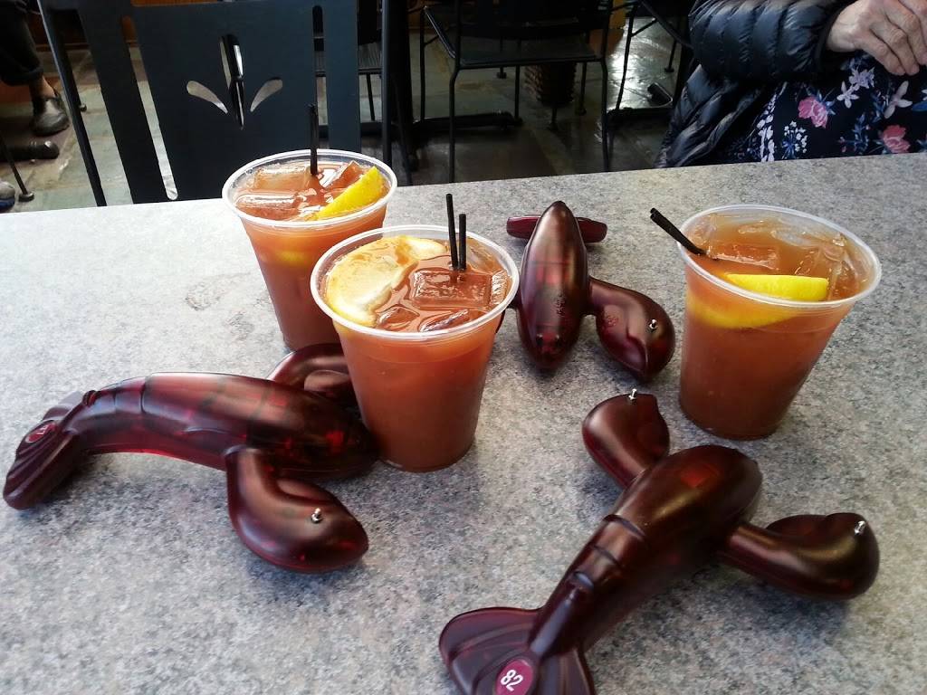 Markeys Lobster Pool | restaurant | 420 NH-286, Seabrook, NH 03874, USA | 6034742851 OR +1 603-474-2851