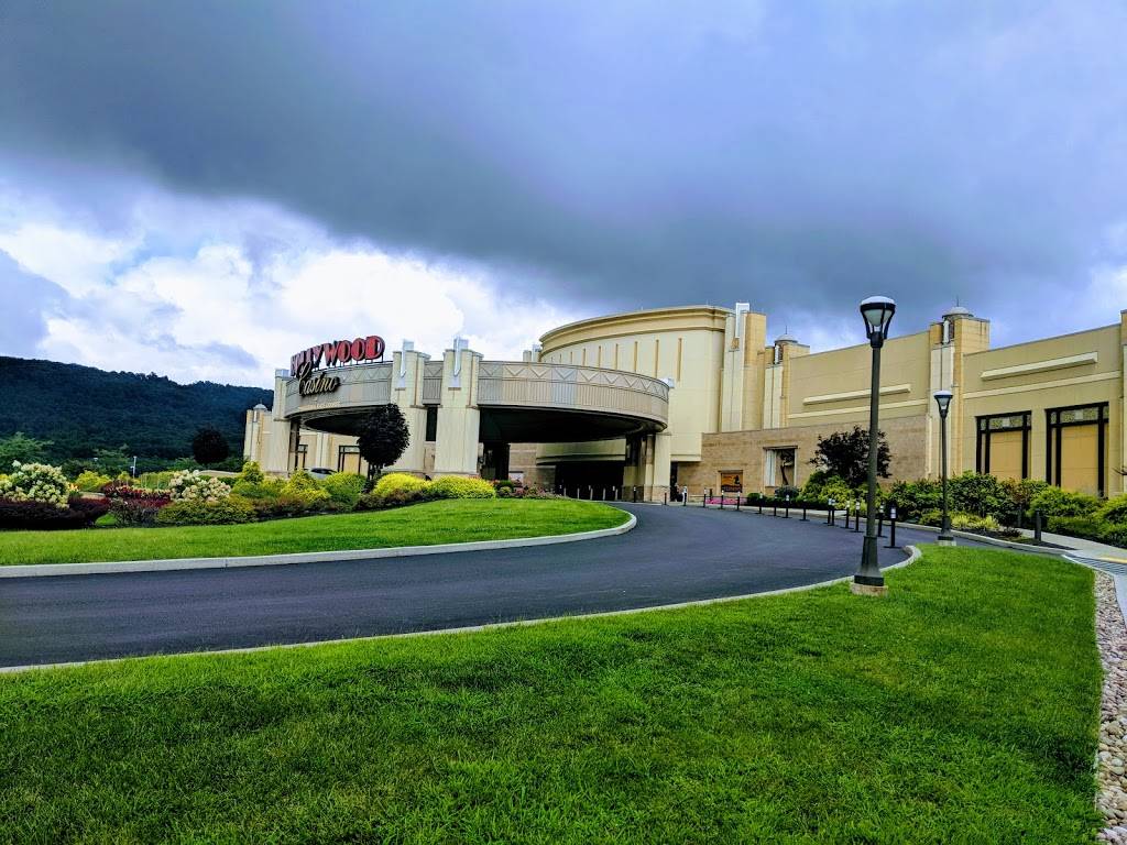 Hollywood Casino at Penn National Race Course | restaurant | 777 Hollywood Blvd, Grantville, PA 17028, USA | 7174692211 OR +1 717-469-2211